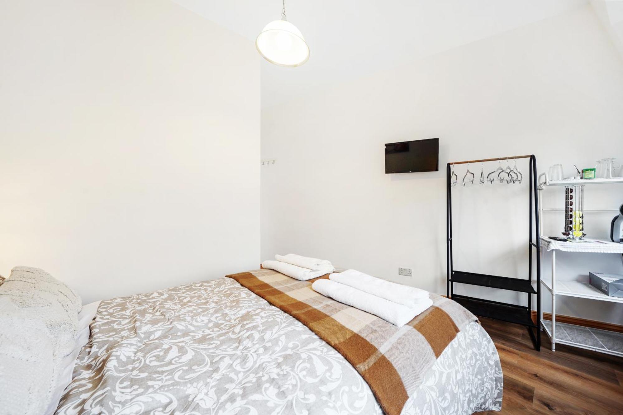 Charlies Flat Apartment *