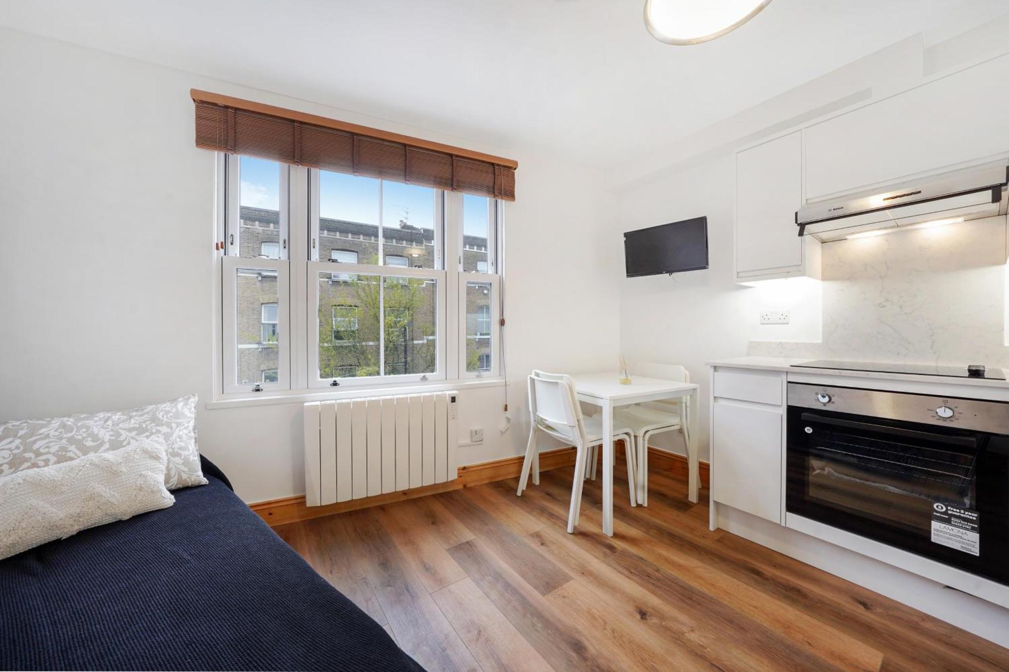 Apartment Charlies Flat London